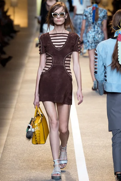 Look 31